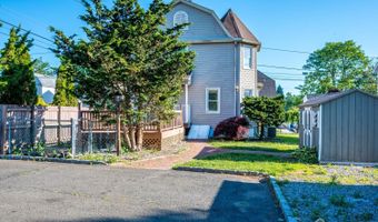 25 Homestead Ave, Avenel, NJ 07001