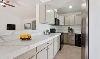 1722 N COMANCHE Dr, Chandler, AZ 85224