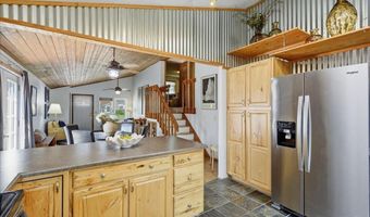 2211 ROOKS Ave, Cheyenne, WY 82007