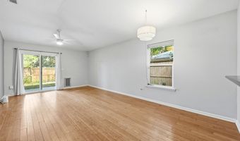 410 MAIN St, Atlantic Beach, FL 32233