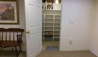 15553 McLain, Allen Park, MI 48101