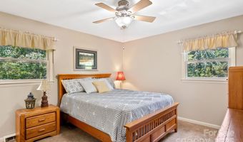 33 34 Grandview Ct, Asheville, NC 28806