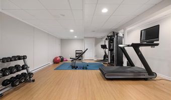 5 Morgan Ct, Lincoln, RI 02865