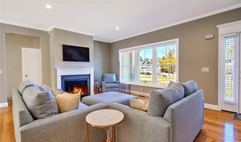 9 Cassidy Trl, Coventry, RI 02816