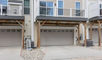 2794 Ashcombe Dr, Ann Arbor, MI 48105