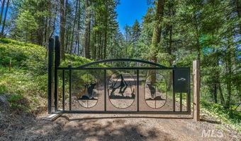 15 Little Donner Dr, Cascade, ID 83611