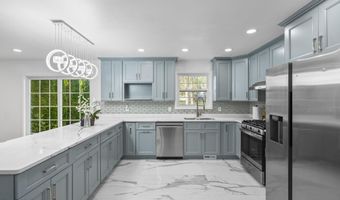 26 Mohican Pl, Albany, NY 12208