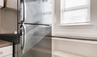 4418 PEMBROOK VILLAGE Dr 121, Alexandria, VA 22309