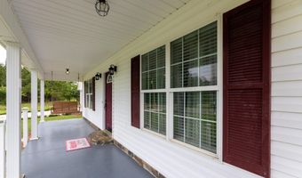 133 Lake Lure Cir, Alma, GA 31510