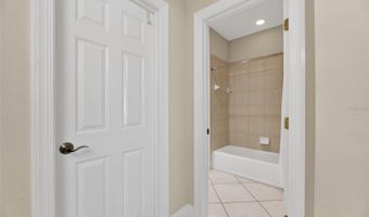 5536 LUMINAR POINTE Ln, Apollo Beach, FL 33572