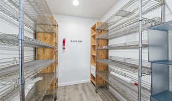 1386 Nanialii St, Kailua, HI 96734