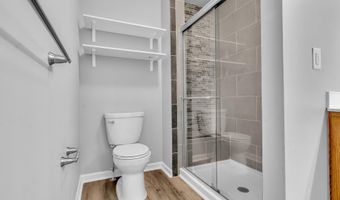 5033 WOODS LINE Dr 17, Aberdeen, MD 21001