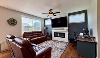 2419 NW Applewood St, Ankeny, IA 50023