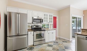 104 Talford Dr, Atlantic Beach, NC 28512