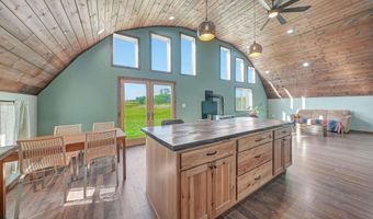 14098 S 176th Rd, Adams, NE 68301