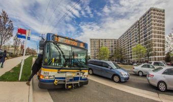 4600 DUKE St 413, Alexandria, VA 22304