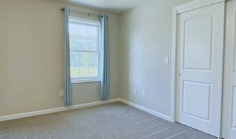 25 Damato Way, Agawam, MA 01001