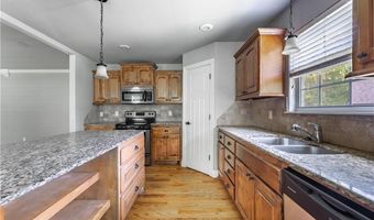 2 Inez Cir, Bella Vista, AR 72715