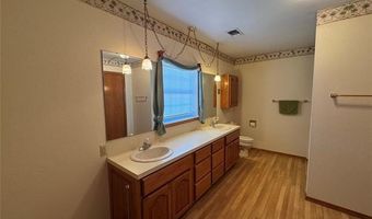 2702 N Hickory St, McAlester, OK 74501
