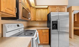 271 N McClellan St 105, Auburn, IN 46706