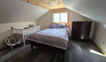 341 E Andover Rd, Andover, ME 04226