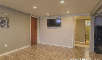 30 N Division St, Cowley, WY 82420
