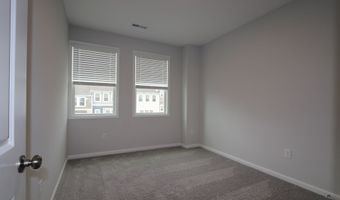 2732 Hunter Woods Dr, Apex, NC 27502