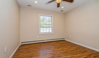 59 Harbor Inn Rd, Bayville, NJ 08721