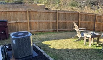 133 Valley Creek Dr, Boiling Springs, SC 29316