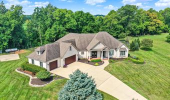 5695 N London Rd, Fairland, IN 46126