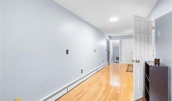 569 Smithfield Rd 23, North Providence, RI 02904