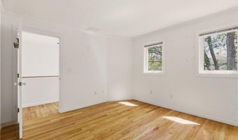15 Hammersmith Rd 30A, Newport, RI 02840