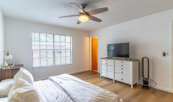 716 EDGEWATER Dr 2A, Orlando, FL 32804