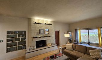 1131 Tracy Pl, Carlsbad, NM 88220