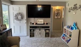 256 S Roanoke Ave, Austintown, OH 44515