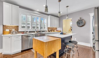 301 10th Ave, Belmar, NJ 07719