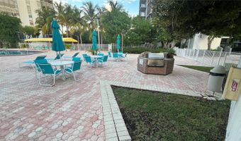 20500 W Country Club Dr 117, Aventura, FL 33180