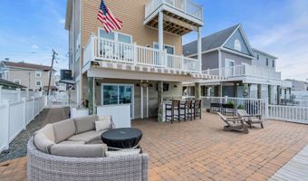 210 Longview Dr, Bayville, NJ 08721