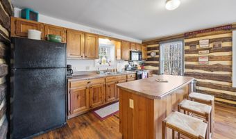 705 BEAUREGARD Dr, Basye, VA 22810