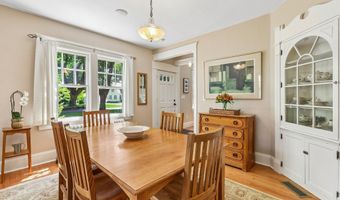 17 Ridge Rd, Danbury, CT 06810
