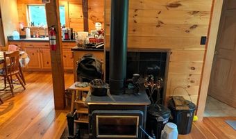87 West Rd, Abbot, ME 04406