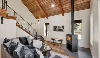 1 Caribou Pkwy, Cascade, ID 83611