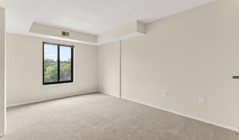 4500 S FOUR MILE RUN Dr 623, Arlington, VA 22204