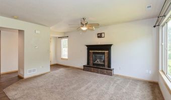 1231 Nicholas Ln, North Liberty, IA 52317