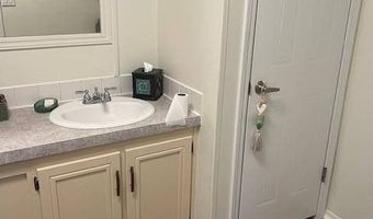 328 Waldorf Dr, Auburndale, FL 33823