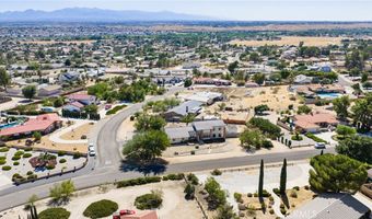 19403 Oneida Ct, Apple Valley, CA 92307