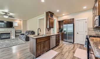 17450 SW ROGER Ln, Beaverton, OR 97078