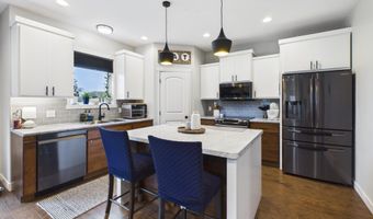 2820 Sweetgrass Dr, Brookings, SD 57006