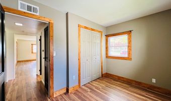 5854 Knollwood Dr, Ashtabula, OH 44004