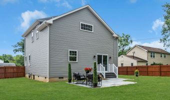 41 Avondale Ln, Aberdeen, NJ 07747
